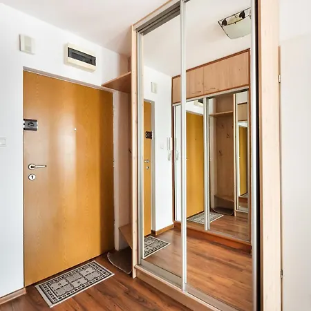 Ceramiczna Comfort By Bookinghost Apartment Warsaw